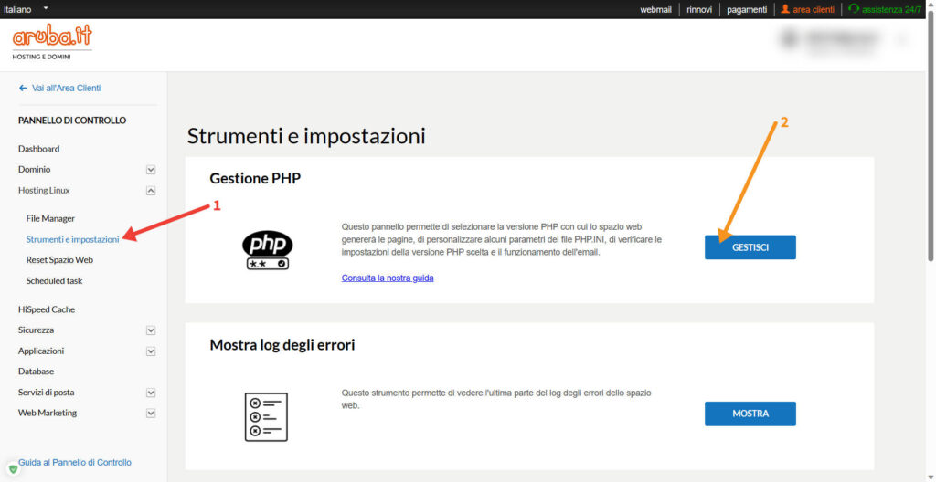 Schermata del pannello di controllo Aruba con due frecce una che punta alla voce "strumenti e hosting" nel menu laterale e una al bottone "gestisci" alla voce gestione PHP.